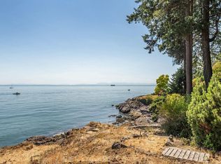 1251 Fairweather Rd, Bowen Island, BC V0N1G2