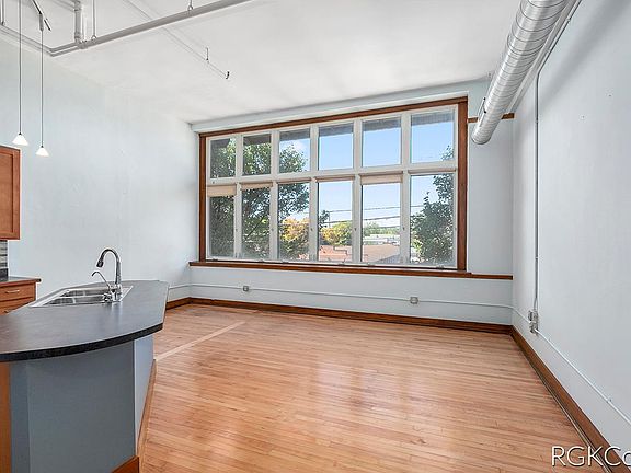 4th image of 600 Broadway Ave NW APT 233