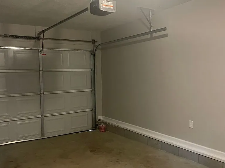 449 Northrop Pl — Photo 3