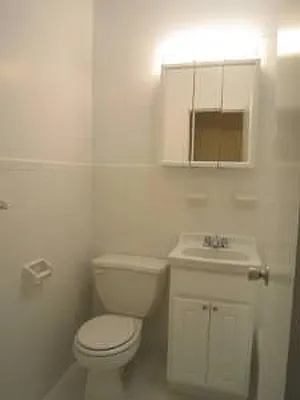 Rented by Immac Realty | media 7