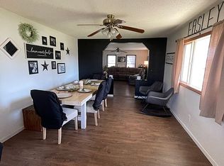 690 E Mechanic St, Ipava, IL 61441