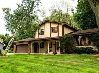 4321 Lancelot Dr, Minnetonka, MN 55345