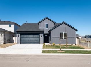 8982 W Moon River Dr, Star, ID 83669