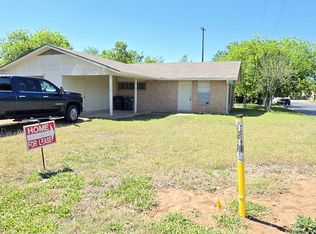 2404 Mesquite Ln #B, Georgetown, TX 78628