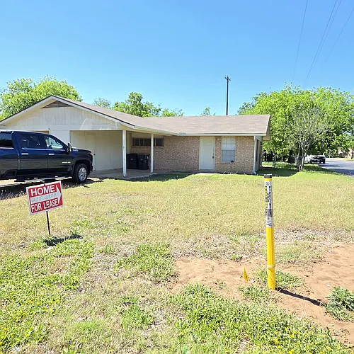 2404 Mesquite Ln #B Photo 1