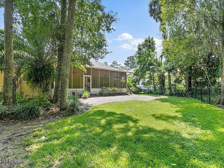 205 Odoms Mill Blvd — Photo 28