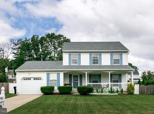 7 Rosalind Cir, Sicklerville, NJ 08081