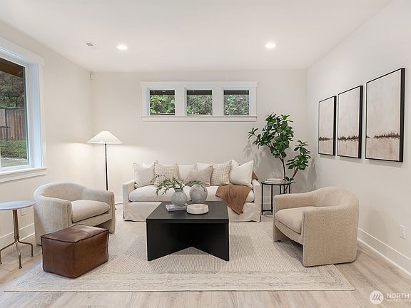 2nd image of 5901 51st Avenue NW