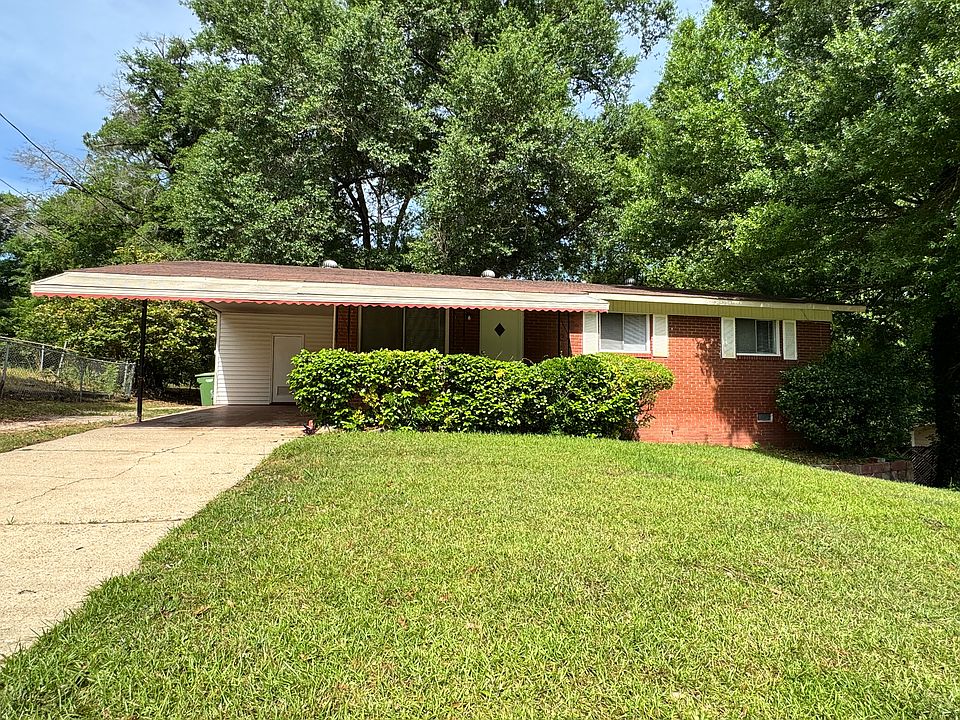 859 Southern Pines Drive