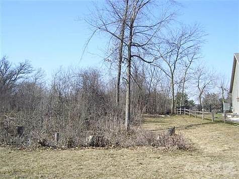 3rd image of 3900 Capella Dr