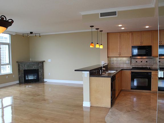 3rd image of 850 Beech St Unit 1502