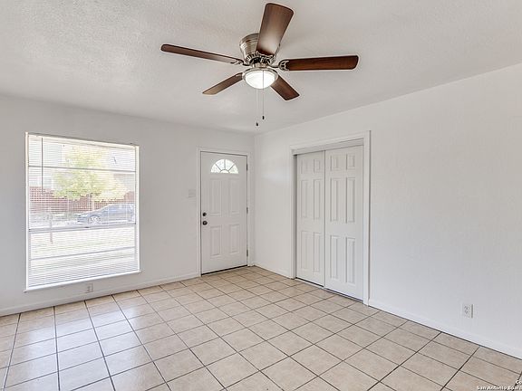 5th image of 11035 VALLEY STAR DR