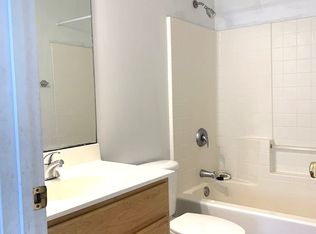 108 Bluefield Rd, Chapel Hill, NC 27514