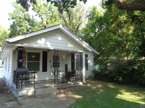 146 NW Story St, Topeka, KS 66606