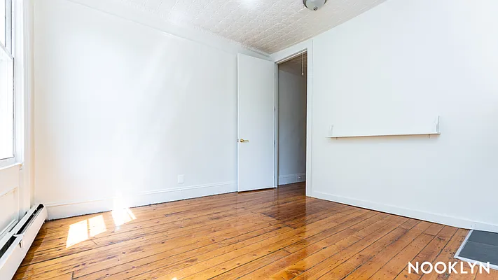 Rented by Nooklyn NYC LLC | media 7