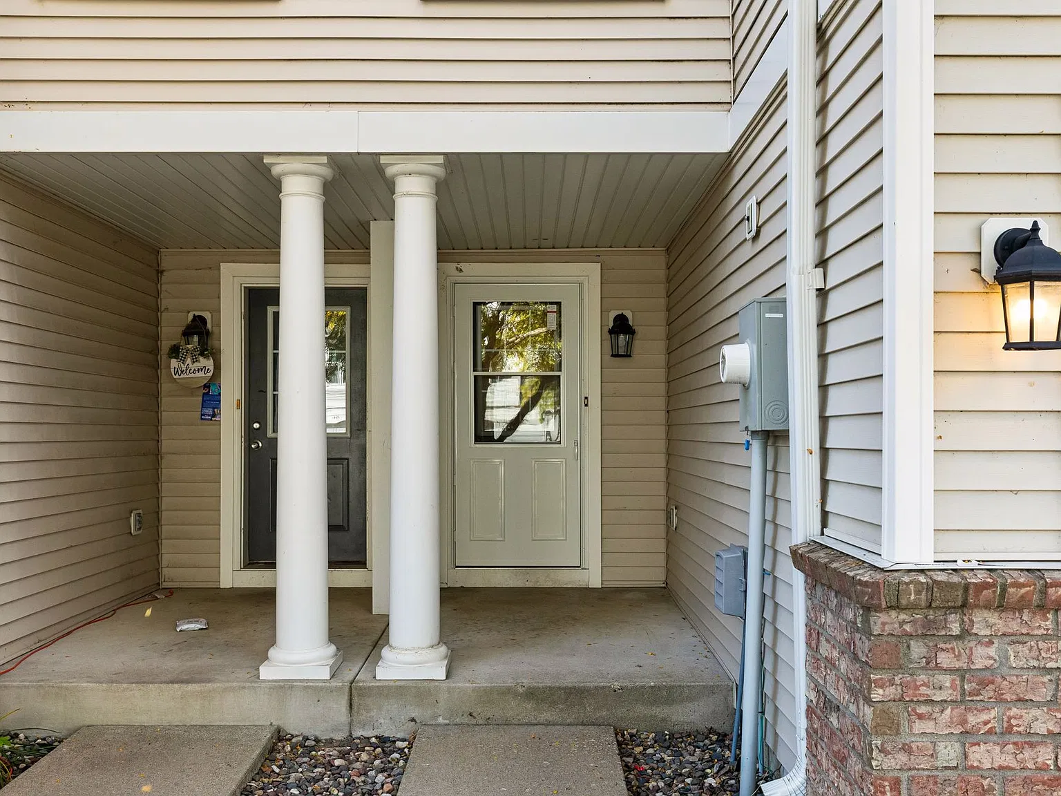 3 bed, 1664 sqft, $2,295 — Photo 3
