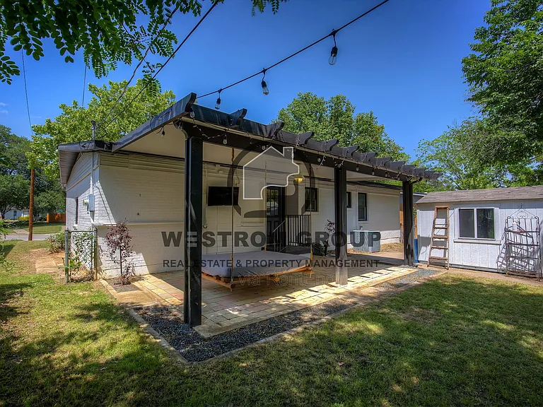 1308 Marshalldale Dr — Photo 43