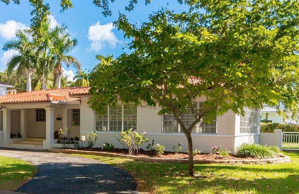 1st image of 5211 Alhambra Cir