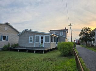 15327 Main Ridge Rd, Tangier, VA 23440