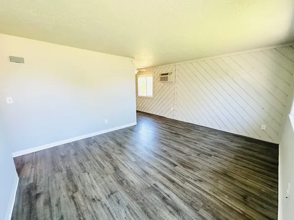 215 Michigan, 215 N Michigan Ave #C, Caldwell, ID 83605