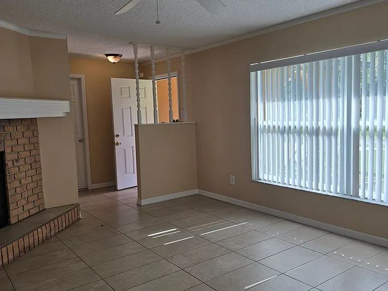 6401 Paul Buchman Hwy — Photo 11