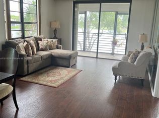 901 Colony Point Cir APT 214, Pembroke Pines, FL 33026