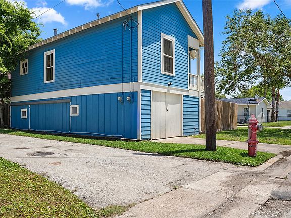 5th image of 2314 44th St