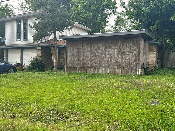 2nd image of 3115 Michael St