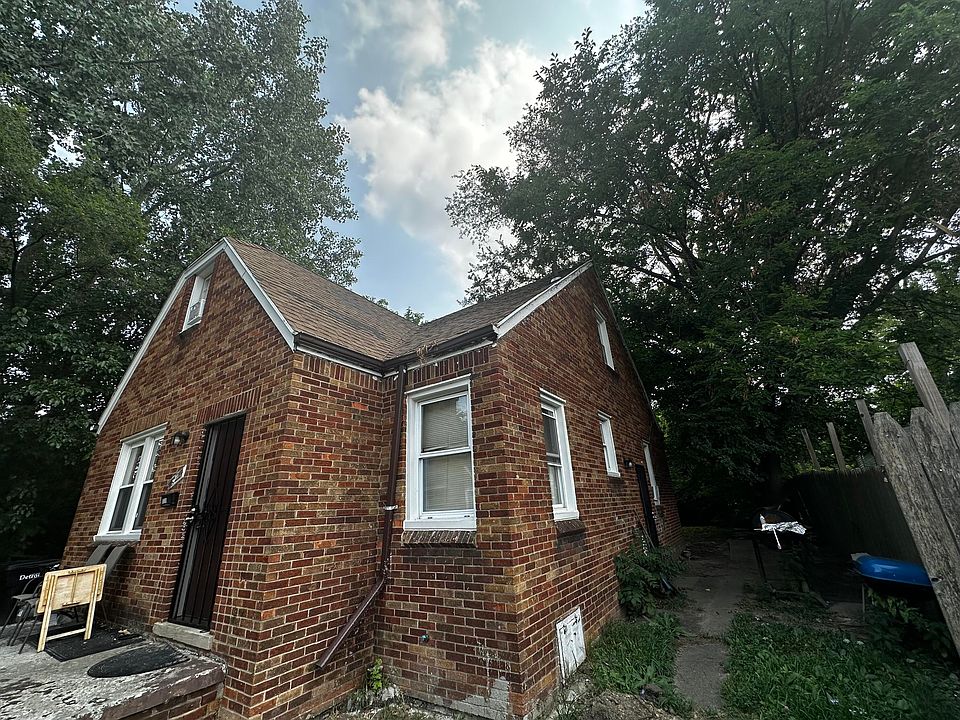 2nd image of 11338 Abington Ave