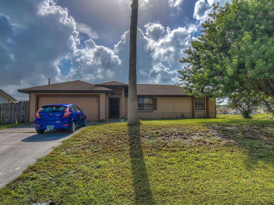 1st image of 3585 SW Rivera