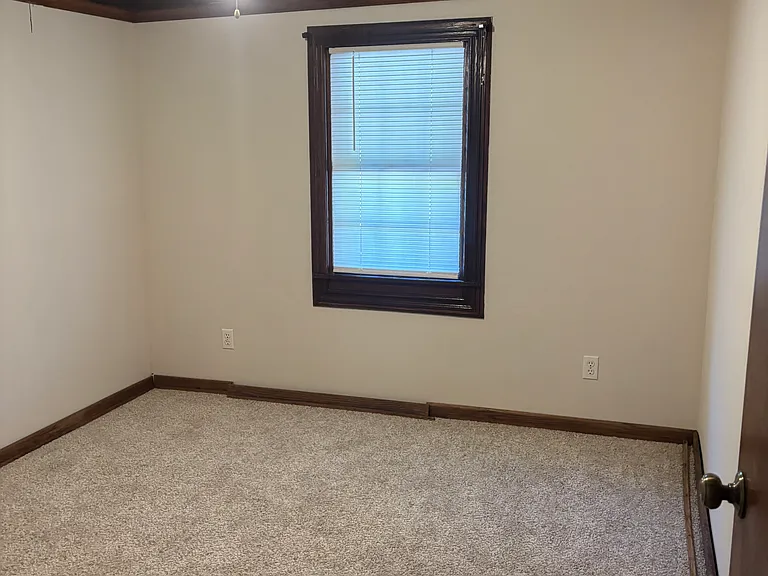 1253 Matson Dr — Photo 9