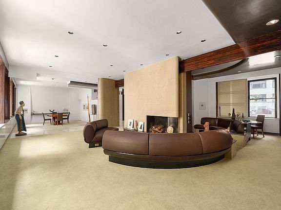 3rd image of 550 Park Ave Fl 2W