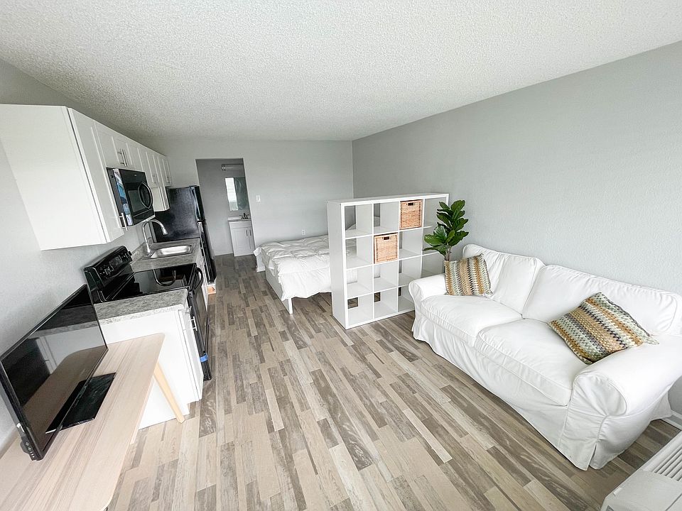 1st image of 29375 Stuarts Way #102