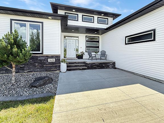 3rd image of 3620 Cordova Loop S