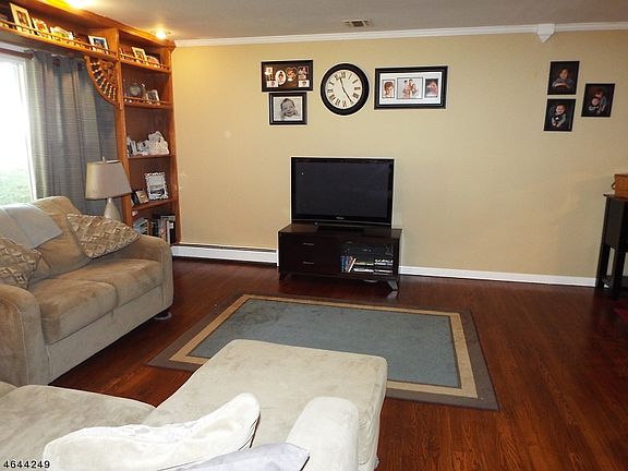 ANOTHER VIEW OF LIVING ROOM