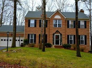 1129 River Oaks Ln, Charlottesville, VA 22901