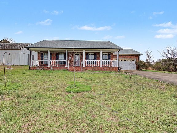 2nd image of 528 W Point Rd