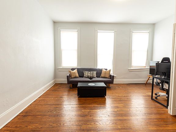 2nd image of 1707 Saint Paul St #2