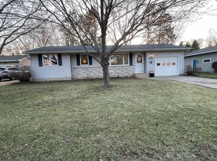 2204 Pine St, Hastings, MN 55033