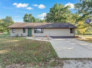 4878 Sportsman Rd, Waterloo, IL 62298