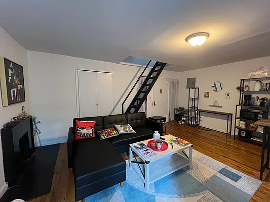 Rented by Brighton Management | media 11