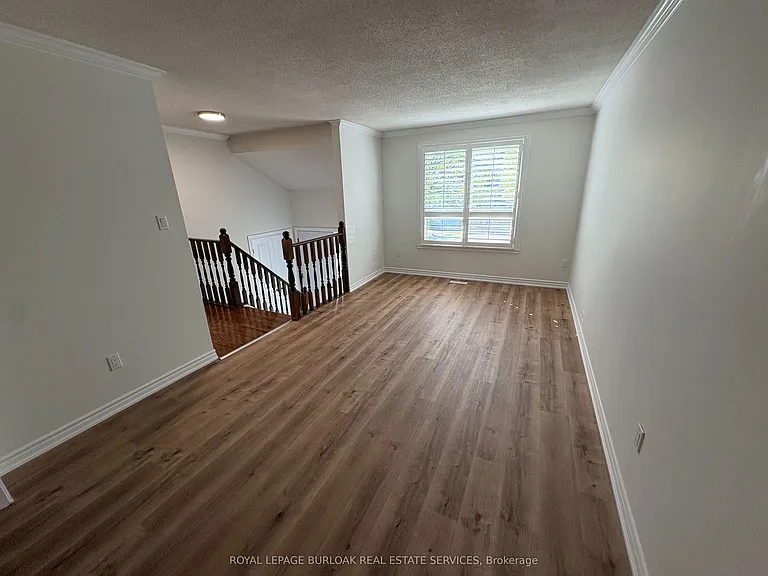 3455 Caplan Cres #17 — Photo 3