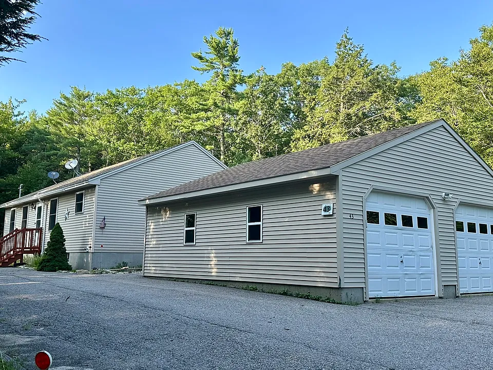 43 Adams Way