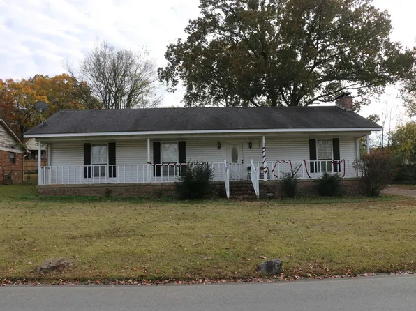 17 Neal St, Bryant, AR 72022