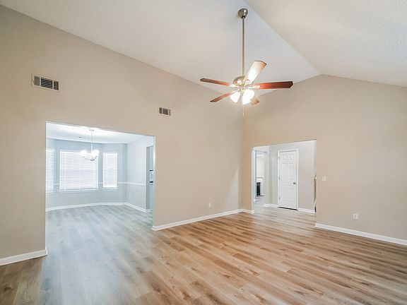 5th image of 6926 Silver Grass Ct