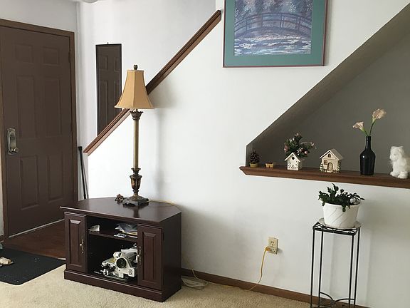 5th image of 7788 Amberfalls Ct