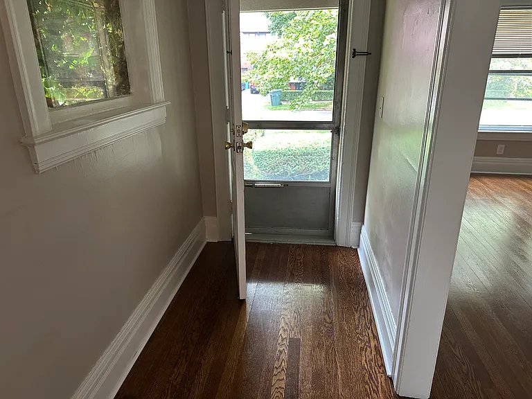 110-112 Westminster Rd #111 — Photo 6