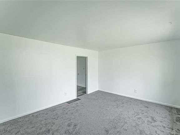 4th image of 538 Daytonia Ave