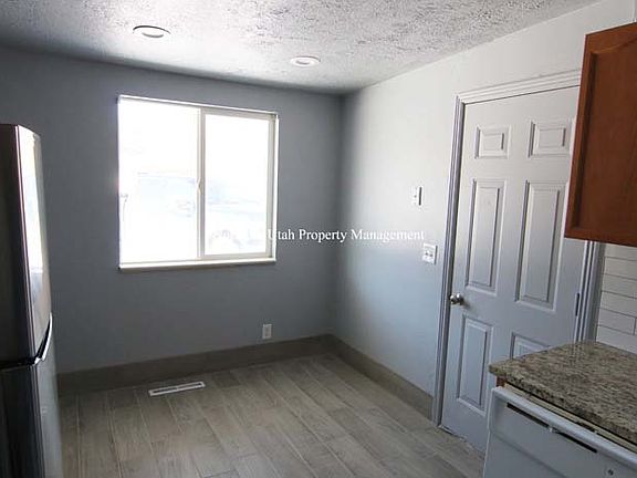 4 Dining Area_02022023