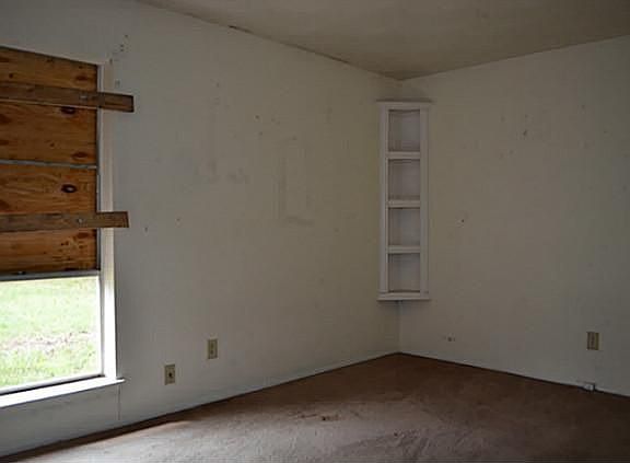 4th image of 14302 Horseshoe Trl